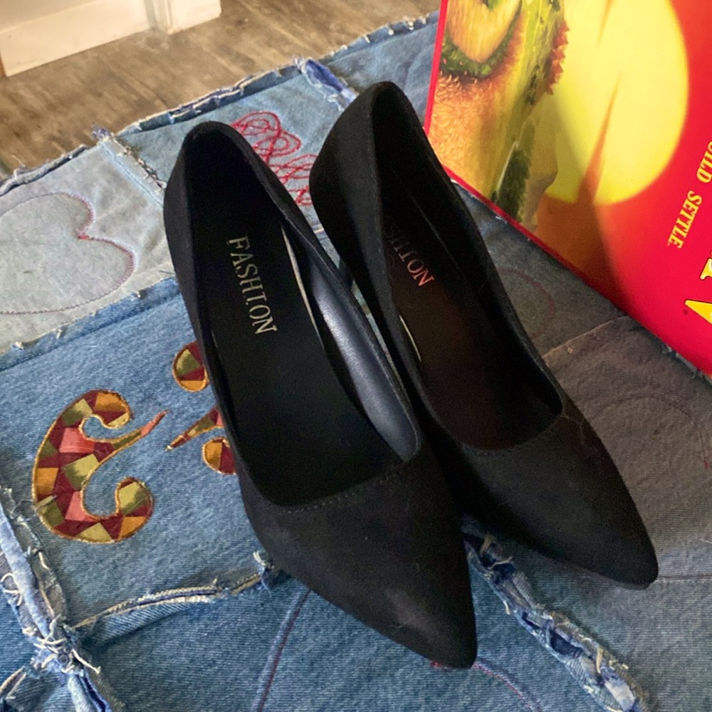 Super cute mini pumps